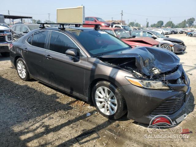4T1B11HK3KU688570 2019 TOYOTA CAMRY photo no. 4