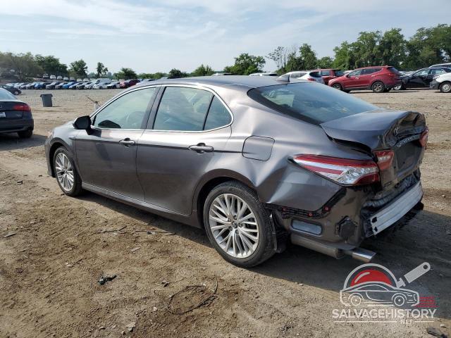 4T1B21HK9KU520557 2019 TOYOTA CAMRY photo no. 2