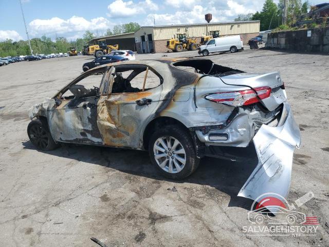 4T1C11AK9LU400258 2020 TOYOTA CAMRY photo no. 2