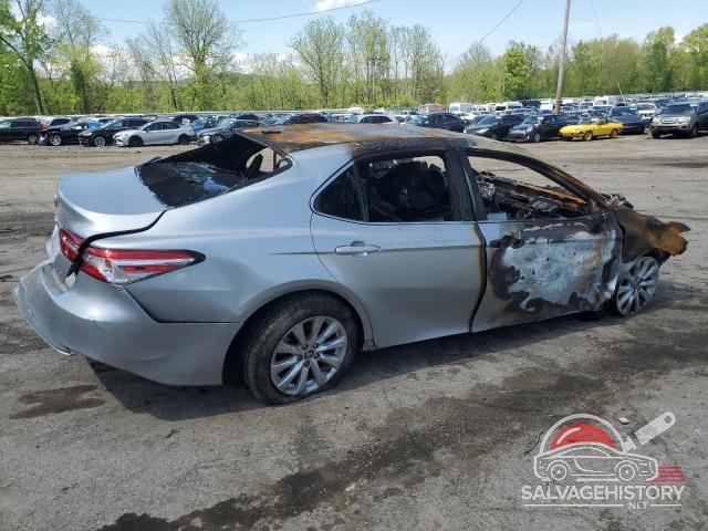 4T1C11AK9LU400258 2020 TOYOTA CAMRY photo no. 3