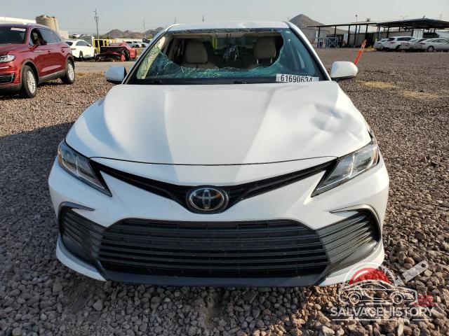 4T1C11AK6MU540396 2021 TOYOTA CAMRY photo no. 5