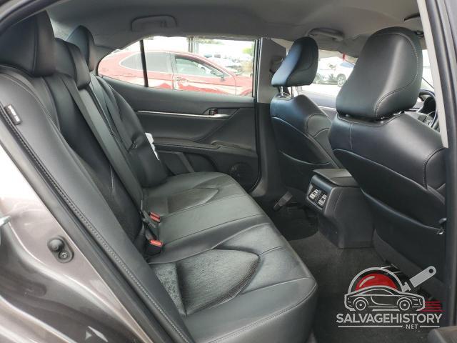 4T1F11AKXMU614173 2021 TOYOTA CAMRY photo no. 10