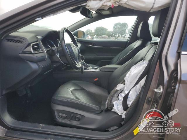 4T1F11AKXMU614173 2021 TOYOTA CAMRY photo no. 7