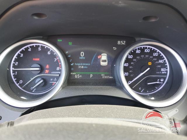 4T1F11AKXMU614173 2021 TOYOTA CAMRY photo no. 9