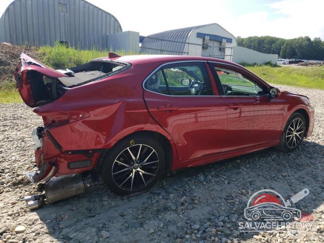 4T1G11AK2MU487875 2021 TOYOTA CAMRY photo no. 3