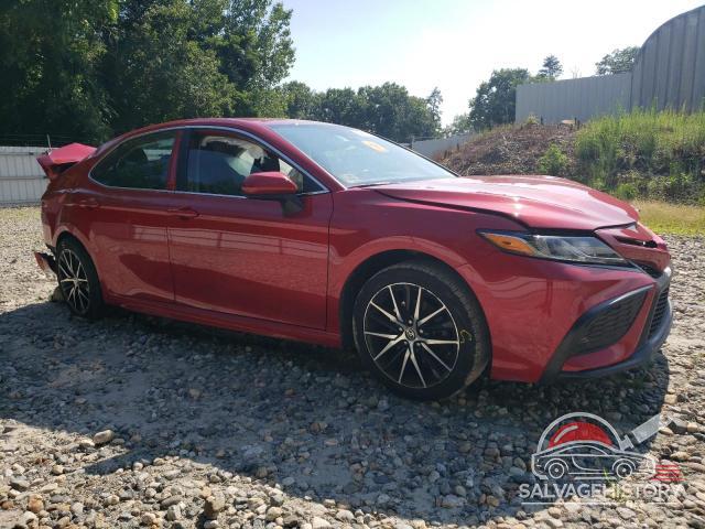 4T1G11AK2MU487875 2021 TOYOTA CAMRY photo no. 4