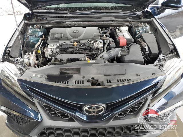 4T1G11AKXMU554903 2021 TOYOTA CAMRY photo no. 11