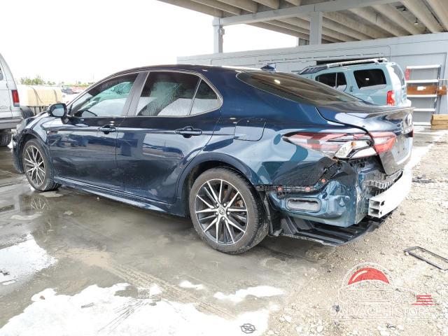 4T1G11AKXMU554903 2021 TOYOTA CAMRY photo no. 2