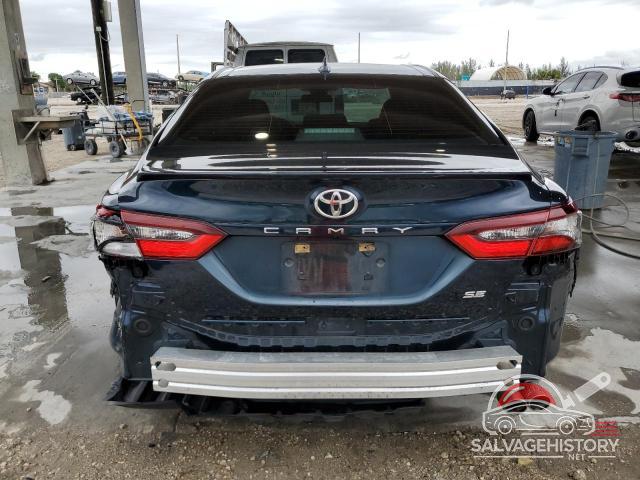 4T1G11AKXMU554903 2021 TOYOTA CAMRY photo no. 6
