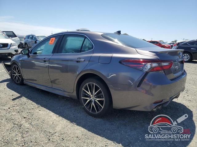 4T1G31AK3MU031314 2021 TOYOTA CAMRY photo no. 2
