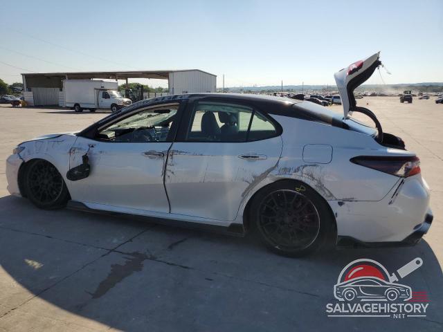 4T1KZ1AK5MU052450 2021 TOYOTA CAMRY photo no. 2