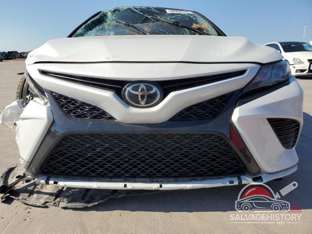 4T1KZ1AK5MU052450 2021 TOYOTA CAMRY photo no. 5