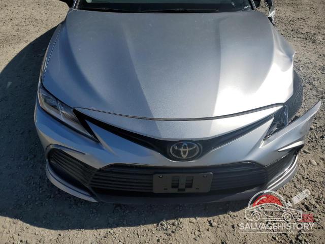 4T1C11AK2NU707063 2022 TOYOTA CAMRY photo no. 11