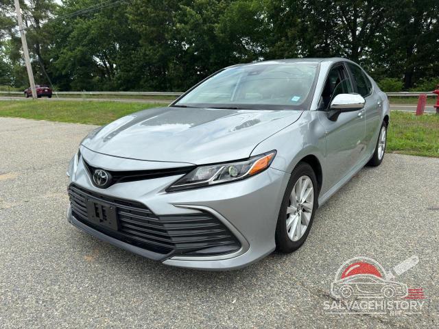 4T1C11BKXNU057316 2022 TOYOTA CAMRY photo no. 2