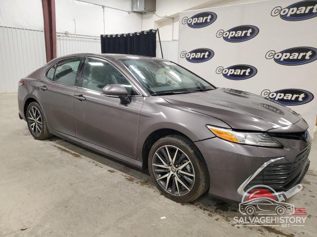 4T1F31AK9NU585390 2022 TOYOTA CAMRY photo no. 4
