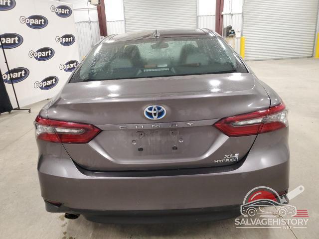 4T1F31AK9NU585390 2022 TOYOTA CAMRY photo no. 6