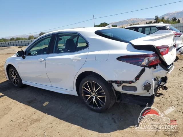 4T1T11AK9RU863820 2024 TOYOTA CAMRY photo no. 2