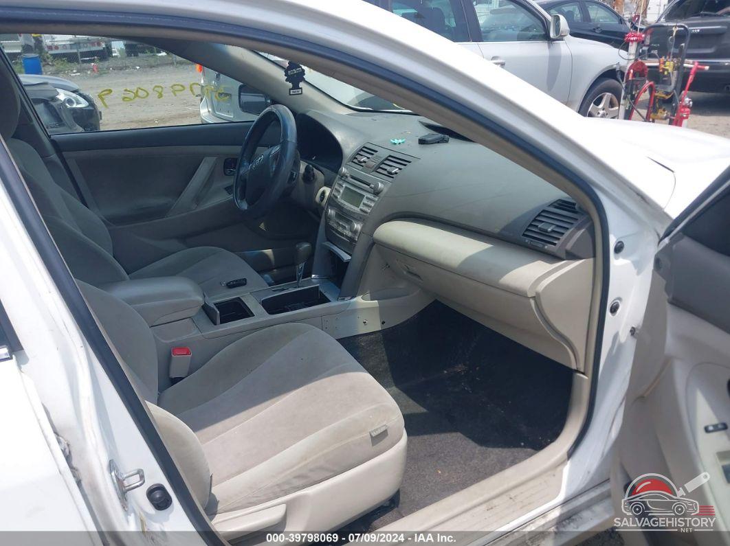 4T1BB3EK6BU131861 2011 TOYOTA CAMRY HYBRID photo no. 5