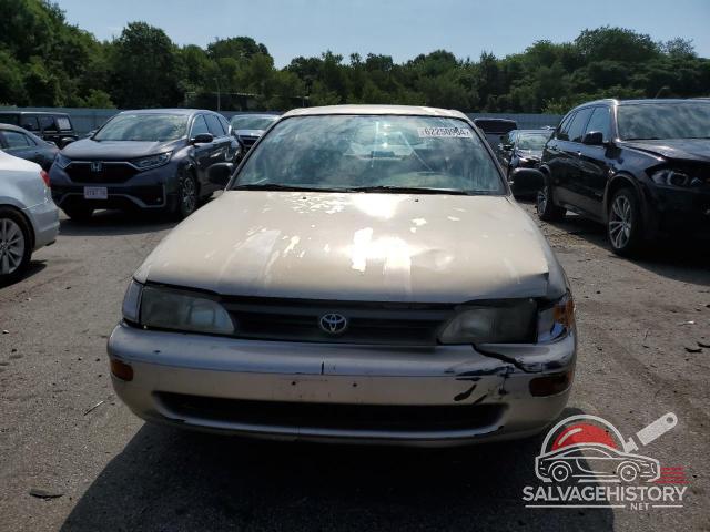 2T1AE09B8SC106585 1995 TOYOTA COROLLA photo no. 5