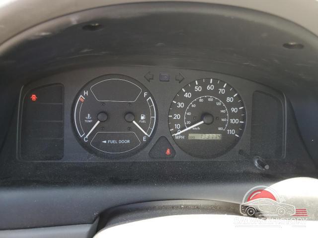2T1BR12E02C577925 2002 TOYOTA COROLLA photo no. 9