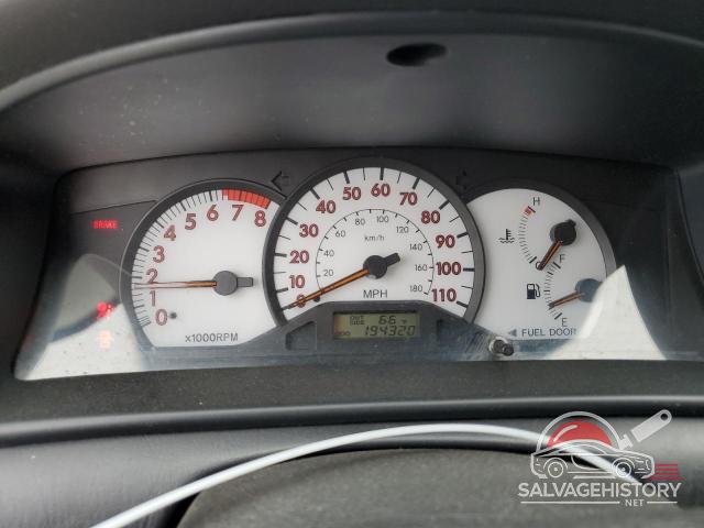 1NXBR32E14Z316526 2004 TOYOTA COROLLA photo no. 9