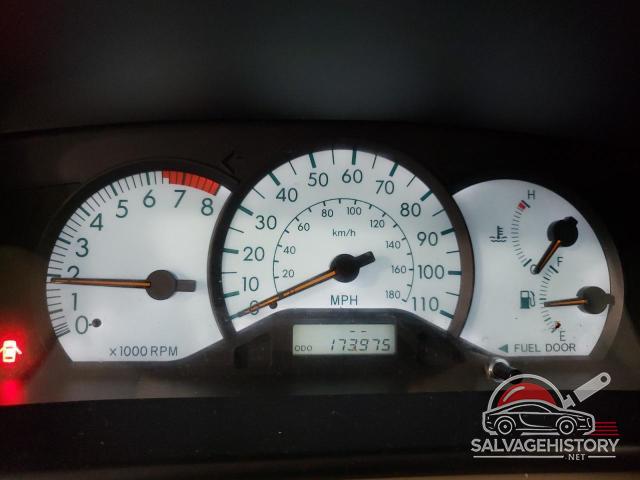 1NXBR32E74Z282205 2004 TOYOTA COROLLA photo no. 9
