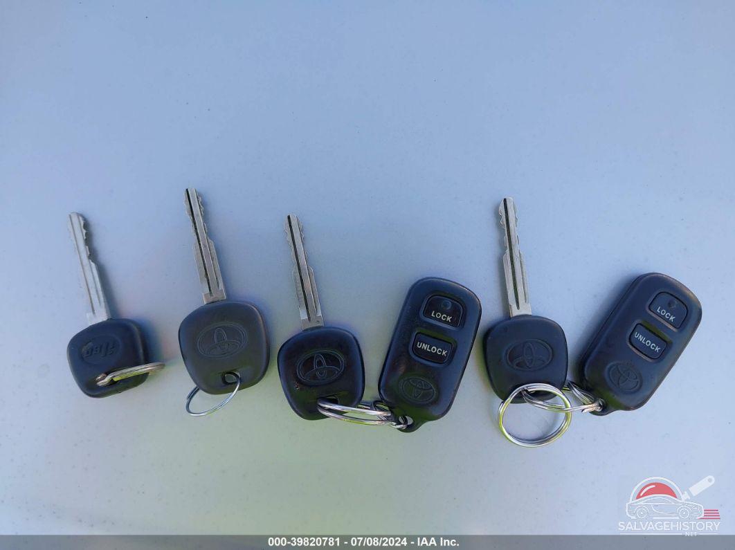 1NXBR30EX5Z545923 2005 TOYOTA COROLLA photo no. 11