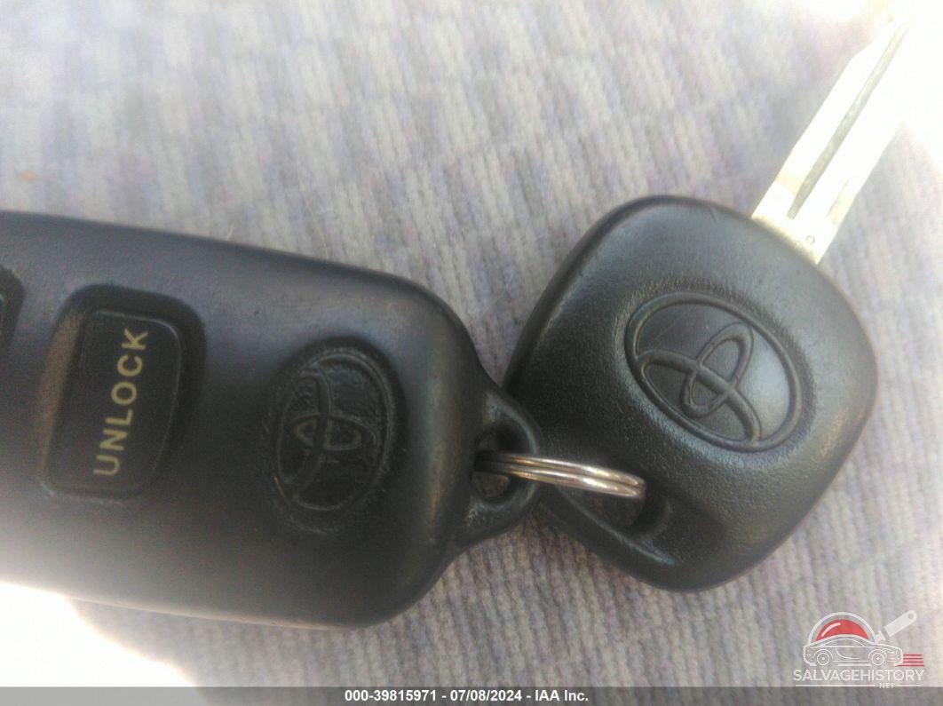 1NXBR32E35Z503882 2005 TOYOTA COROLLA photo no. 9