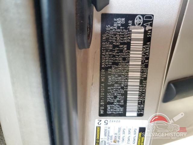 2T1BR32E76C610923 2006 TOYOTA COROLLA photo no. 12