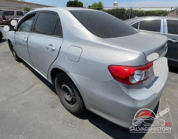 2T1BU4EEXBC576292 2011 TOYOTA COROLLA photo no. 3