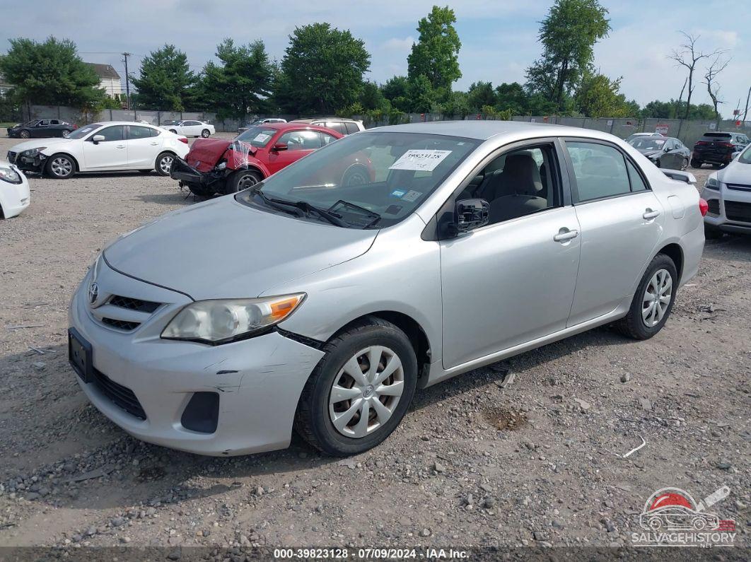 JTDBU4EE5B9132341 2011 TOYOTA COROLLA photo no. 2