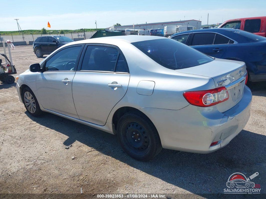 5YFBU4EE0CP049203 2012 TOYOTA COROLLA photo no. 3