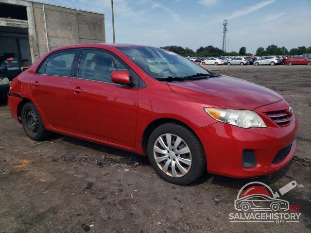 2T1BU4EE1DC968984 2013 TOYOTA COROLLA photo no. 4
