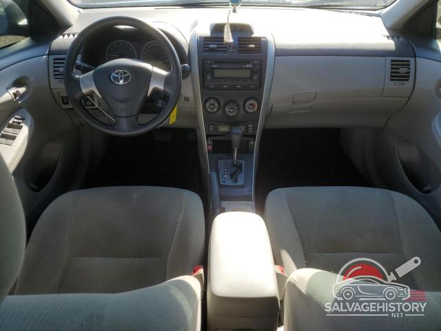2T1BU4EE3DC072606 2013 TOYOTA COROLLA photo no. 8