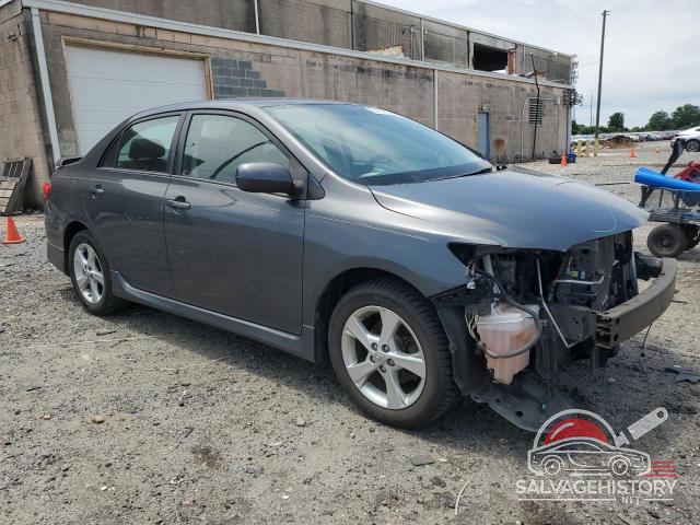 2T1BU4EE6DC076410 2013 TOYOTA COROLLA photo no. 4
