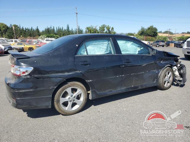 2T1BU4EE7DC002073 2013 TOYOTA COROLLA photo no. 3