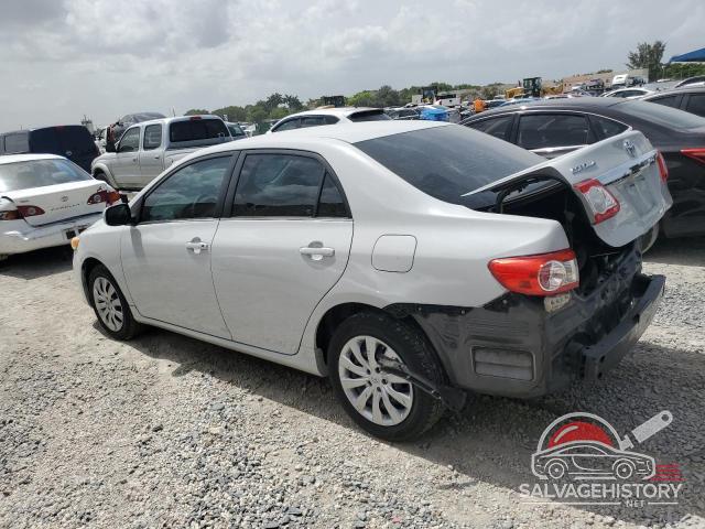 2T1BU4EE7DC971033 2013 TOYOTA COROLLA photo no. 2
