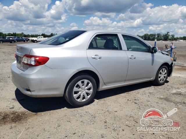 2T1BU4EE9DC954475 2013 TOYOTA COROLLA photo no. 3