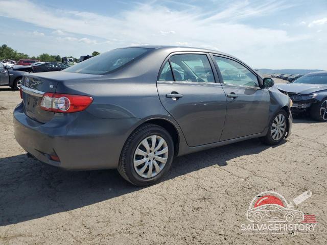 2T1BU4EEXDC048786 2013 TOYOTA COROLLA photo no. 3