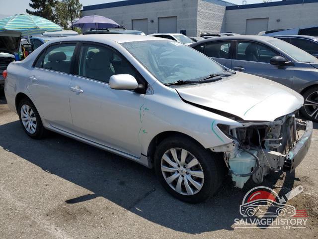 5YFBU4EE1DP122029 2013 TOYOTA COROLLA photo no. 4