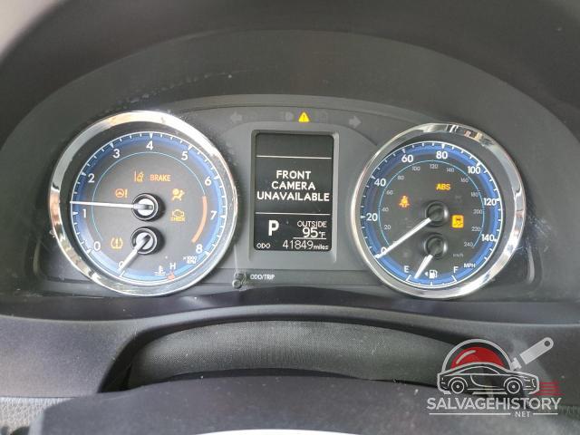 5YFBURHE0HP662311 2017 TOYOTA COROLLA photo no. 9