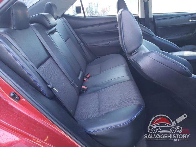 5YFBURHE1HP677268 2017 TOYOTA COROLLA photo no. 10