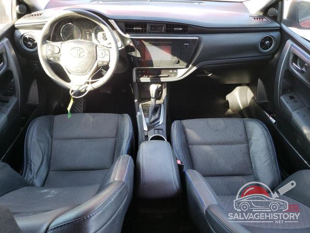 5YFBURHE1HP677268 2017 TOYOTA COROLLA photo no. 8