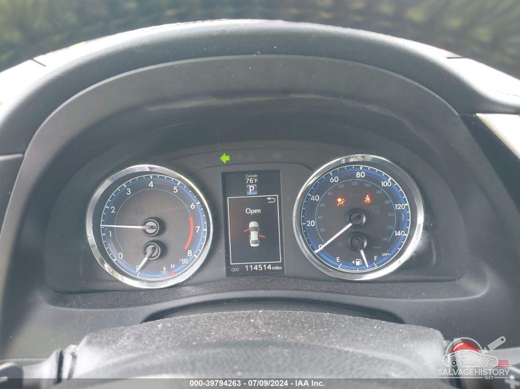 5YFBURHE2HP572934 2017 TOYOTA COROLLA photo no. 7