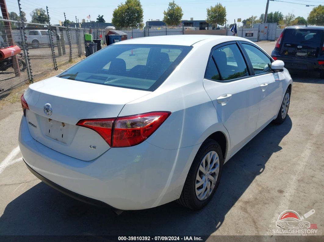 2T1BURHE0JC043987 2018 TOYOTA COROLLA photo no. 4