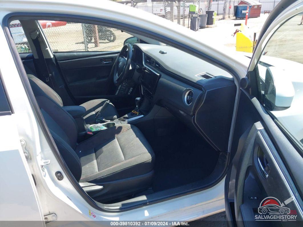 2T1BURHE0JC043987 2018 TOYOTA COROLLA photo no. 5
