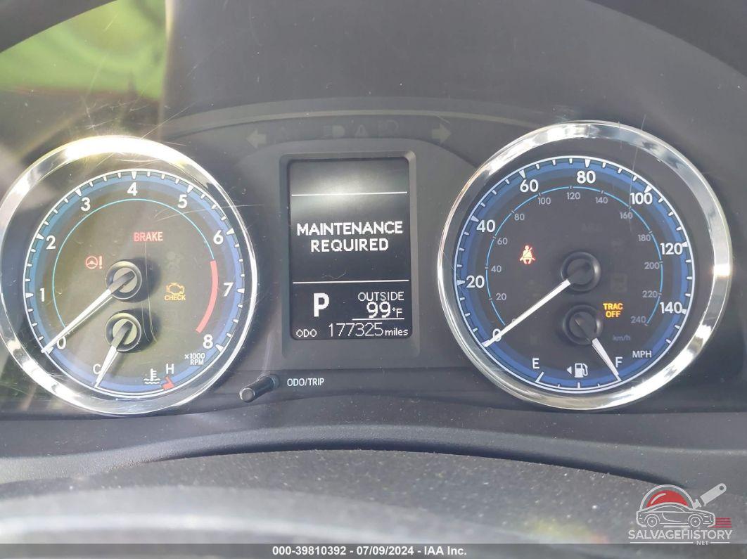 2T1BURHE0JC043987 2018 TOYOTA COROLLA photo no. 7