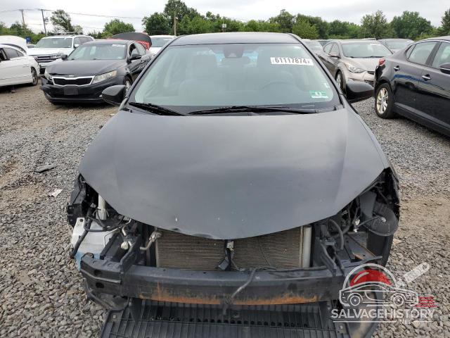 2T1BURHE0JC074544 2018 TOYOTA COROLLA photo no. 5