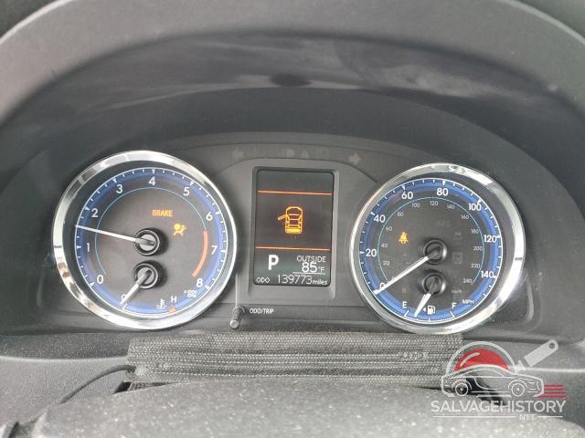 2T1BURHE0JC074544 2018 TOYOTA COROLLA photo no. 9