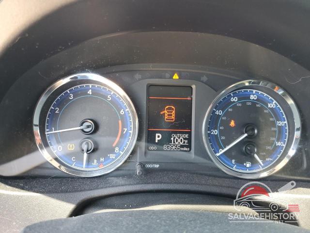 2T1BURHEXJC112099 2018 TOYOTA COROLLA photo no. 9